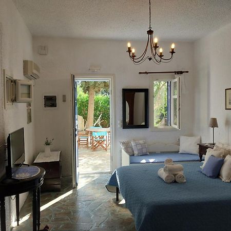 Saint Louis Andros Town Exterior foto
